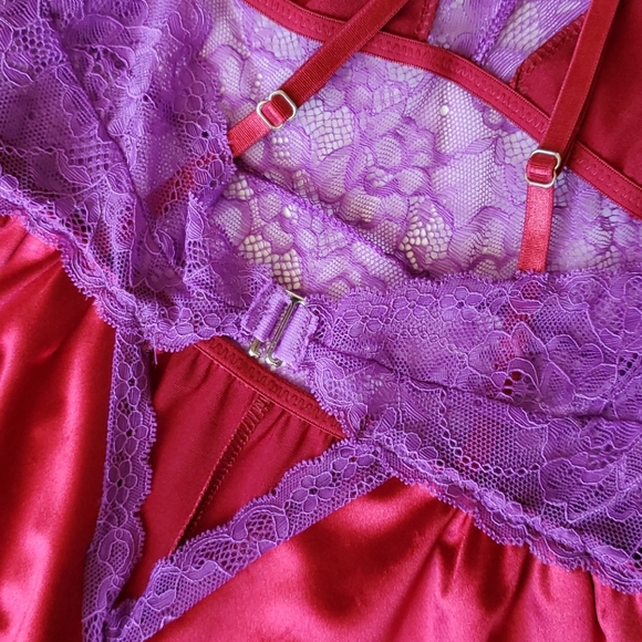 Lovely Silk and Lace Jumper - Picture 5 of 5